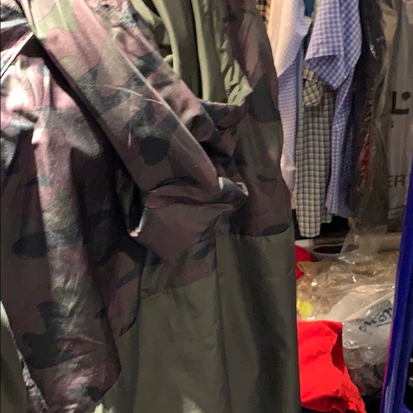 Camp Zip Up Jacket - Picture 4 of 4